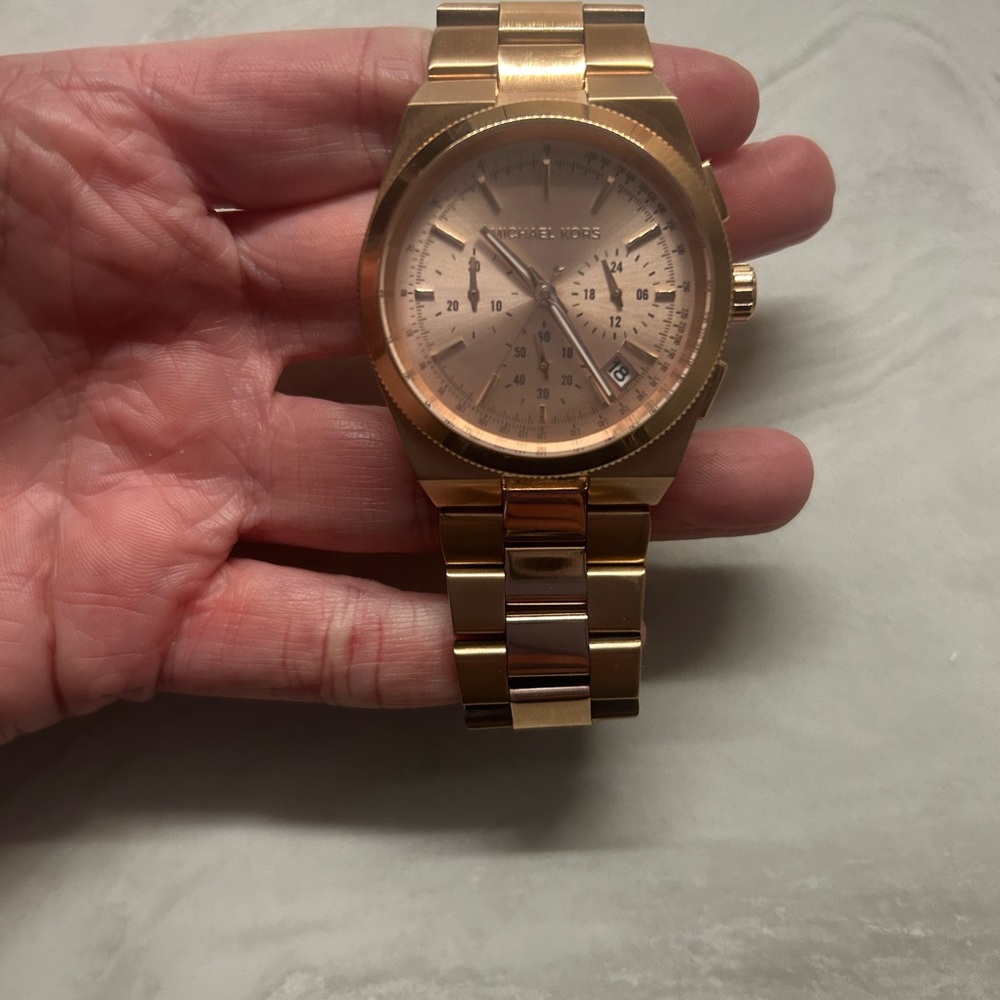 Women’s Michael Kors Rose 🌹 Gold Watch